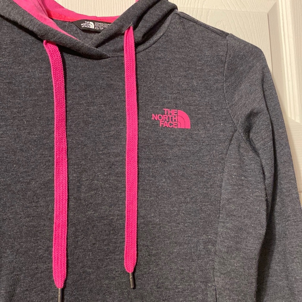 Extra Small North Face Hoodie! Excellent Condition!!